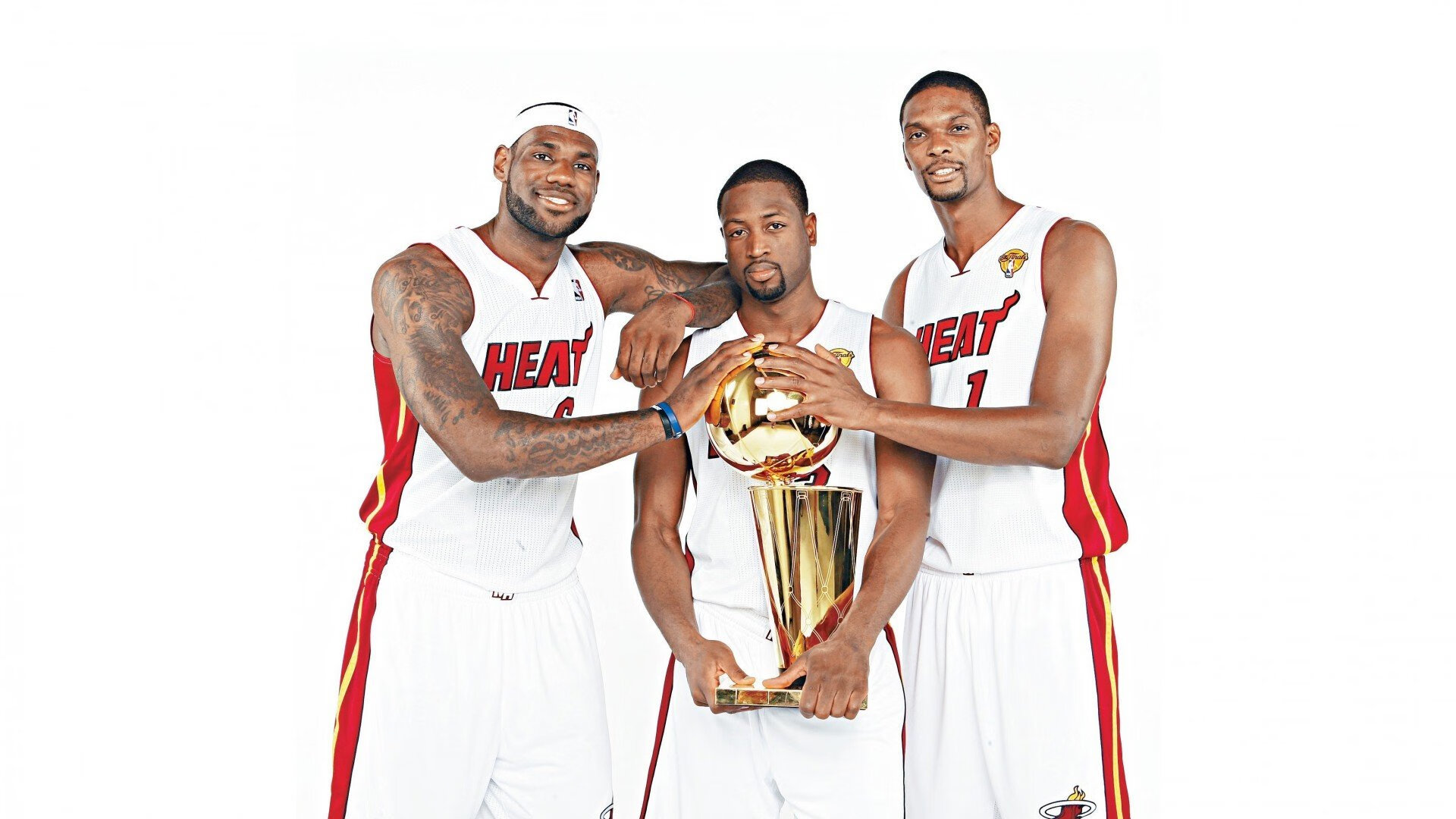 开云体育app-当太阳在篮球场升起，杰伦·格林却在F1赛道超车，体育世界的多维狂想